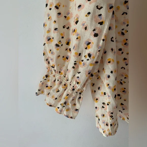 ba&sh Cream Ruffle Blouse with abstract Print - Picture 6 of 8